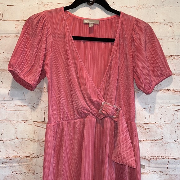 Asos Pink faux wrap splice neckline v neck short sleeve pleated barbie accent 4 - Picture 2 of 11
